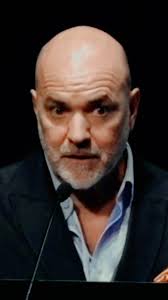 Posted • @spell_one_oficial , ⤵️, No II Fórum Internacional de Saúde, o Dr.  Luís Baquero, trouxe reflexões poderosas sobre o impacto do stress crónico  no coração e o que podemos fazer para prevenir ...