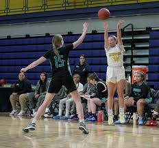 Port Huron Northern's Kade Hiller.#PHNHuskiesFootball  #PortHuronNorthernHuskiesFootball #PHN #PHNHuskies #HighSchoolFootball  #Michigan #MHSA #TimesHerald #PortHuron #HighSchool #Sports  #HighSchoolSports