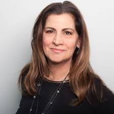 Debra understands the complexities of the home buying process (she has a  118 point checklist to work from!), both the business side of the process  and the emotional side.