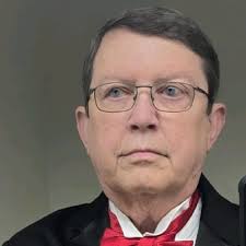 This past Friday marked an end of an era for me as I made the decision to  leave the companies that I spent the last 15 years with.