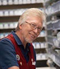 Police look for thieves