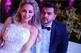 وقرر رشاد إلغاء متابعة مى حلمى عبر حسابه على إنستجرام، كما حذف كل الصور التى تجمعهما معاً منذ تعارفهما مثلما يظهر من خلال حسابه الرسمي على موقع انستجرام، في حين لا تزال مي تحتفظ بصورها مع رشاد. Ø§Ù„ØµÙˆØ± Ø§Ù„Ø£ÙˆÙ„Ù‰ Ù…Ù† Ø­ÙÙ„ Ø²ÙØ§Ù Ù…Ø­Ù…Ø¯ Ø±Ø´Ø§Ø¯ ÙˆÙ…ÙŠ Ø­Ù„Ù…ÙŠ Ø¨ÙˆØ§Ø¨Ø© Ø£Ø®Ø¨Ø§Ø± Ø§Ù„ÙŠÙˆÙ… Ø§Ù„Ø¥Ù„ÙƒØªØ±ÙˆÙ†ÙŠØ©