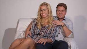 «hey ihr lieben, angelina und ich hatten heute. Rocco Stark Angelina Heger Neue Dschungel Liebe Leute Bild De