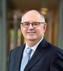 Pakar Undang-undang Berpengalaman