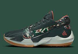 Giannis antetokounmpo explains the inspiration behind his 1st signature shoe. Nike Freak 2 Bamo Green Orange Dc9854 300 Sneakernews Com