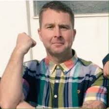 Gary Strachan ✊️...