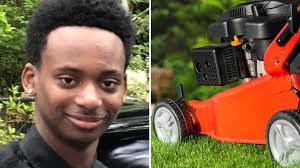 Hard-working teen nearly loses toes to lawnmower. Now neighbors want to  help