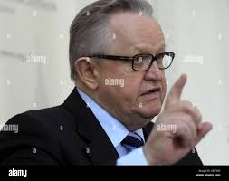 Former President of Finland, Martti Ahtisaari speaks during a press  conference at the Foreign Press Association in London Stock Photo