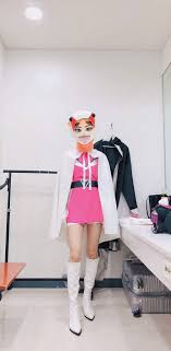 23.10.2017 · i didn't expect anything i knew it wouldn't last but you weren't a coward to me sometimes, you were wilder than me as i saw that i didn't know what to do but then i trusted you the wise you, you slowly went farther away then i slowly threw away my greed as i became… 181125 Mmm Twitter Update With Moonbyul Mamamoo Amino