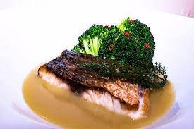 Pagesbusinessesfood & beveragerestaurantseafood restaurantristorante la nuova riminivideosfiletto di ombrina cotto a bassa temperatura, crema di pane e. Filetto Di Ombrina Al Limone E Broccoli Picture Of Ristorante Il Piccolo Mondo Rome Tripadvisor