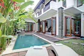 Blue Moon Villa Seminyak Kuta In Kuta In 2020 Bali House Indoor Pool Design Facade House