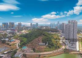 Each of the development cluster will be developed by different developers, mainly investors from the gulf. Journey Into Medini Iskandar Investment Berhad
