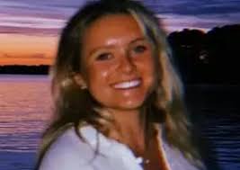 Theo (3) kollapset foran TV-en: Døde