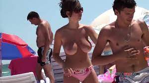 Topless Beauties From Bulgarian Beach - XFantazy.com