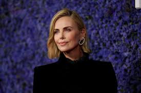 She resides in los angeles but is also a south african national. A Mom Of A Trans Daughter Applauds Charlize Theron S Parenting