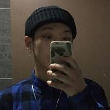 Pin By Bella Molina On Yanghongwon In 2020 Rapper Rappers Celebrities