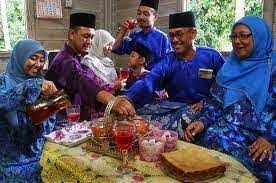 Untuk mengenalpasti perayaan yang disambut oleh masyarakat malaysia yang berbilang kaum.hal ini dapat kita lihat melalui sambutan hari perayaan di negara ini.perayaan di malaysia. Http Ziram47 Blogspot Com 2018 07 Sambutan Perayaan Di Malaysia Html