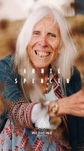 La sabiduría de Annie Spencer sobre la espiritualidad