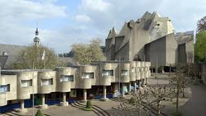 Zum tod des architekten gottfried böhm, der im alter von 101 jahren gestorben ist. Dox Der Dokumentarfilm Im Br Die Bohms Architektur Einer Familie Br Fernsehen Fernsehen Br De