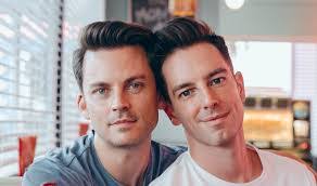 Eric Wilcox's Instagram, Twitter & Facebook