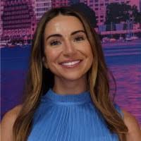 Samantha Wasson's Instagram, Twitter & Facebook