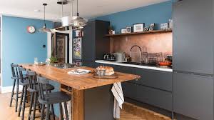Black And Copper Kitchen Design 36 Copper Kitchens With Images Tips And Accessories To Help You Design Yours Black Kitchen Decor Kitchen Design Copper Kitchen