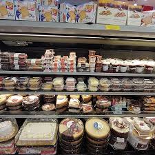 In addition, it operates produce, meat, seafood and specialty departments. Food Emporium New York City Midtown Restaurant Bewertungen Telefonnummer Fotos Tripadvisor