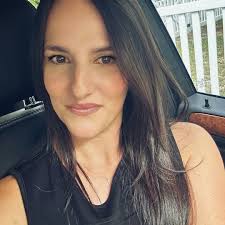 Who are detailed cleaners for a vacation rental in Garden City?