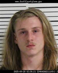 Keown, Anthony Wayne Jr. 18 Charges: Domestic Abuse Assault of Pregnant  Woman Arrest/Offense Date: 09/28/2025 Bond: $2,000 (Secured) #inmate  #ScottCountyJail #ScottCountyIA #IowaNews