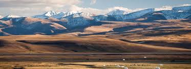 Look through examples of tibetan plateau translation in sentences, listen to pronunciation and learn grammar. Inquiry On The Tibetan Plateau Education Outreach