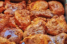 Porc friptura la cuptor inabusita cu usturoi si rozmarin, cea mai buna friptura de porc. Cotlete De Porc Cu Sos De CireÈ™e Cook Like A Man