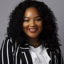 Jacci Hall's Instagram, Twitter & Facebook