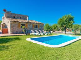 In Son Fe Spanien 0 Schlafzimmer Fur Bis Zu 4 Personen Barrierefrei Pool Vorhanden Tv Vorhanden Haustiere Hunde Ni Holiday Home Vacation Cottage Pool