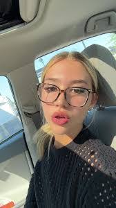 Lauren Labelle's Instagram, Twitter & Facebook