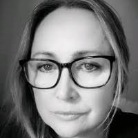 400+ "Amanda Pearson