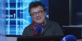 Patrick pelloux, président de l'association des médecins urgentistes de france décrit au micro d'europe 1 une situation critique dans certains. Une Fondue Aux Grumeaux Le Pire Repas Jamais Prepare Par Patrick Pelloux
