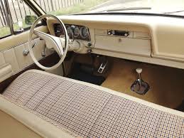 The Simple 1973 Wagoneer Interior I Love The Houndstooth Seats So Cool Jeep Wagoneer Vintage Jeep Old Jeep