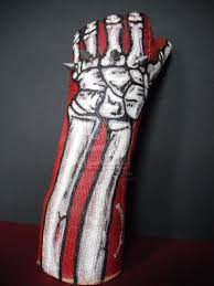 The ones with designs and prints on them can be used as beautiful home decors too. 11 Awesomely Decorated Casts Worth A Broken Bone Mental Floss