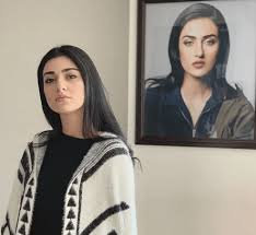 She has completed her schooling from bhopal and got enrolled in the mumbai university for. People Cannot Get Over Sarah Khan In Sabaat Niche