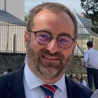 50+ "David Vial" profiles