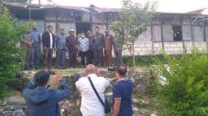 Sate paling enak di jepara : Pansus Lkpj Prihatin Dengan Kondisi Kantor Desa Olais Disebut Terpuruk Se Indonesia Pos Kupang