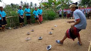 Lilit kuat sambil memutar gasing. Permainan Gasing Pesona Siak The Official Guide Of Siak Regency