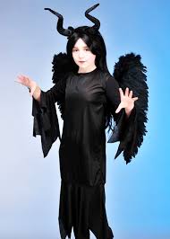 Magic cabin maleficent marilyn monroe marvel mean girls melissa & doug meri meri michael jackson mickey mouse mickey mouse & friends minions minnie mouse monster high morris costumes mulan my little pony nella the princess knight nerd. Childrens Maleficent Style Wicked Queen Costume With Wings