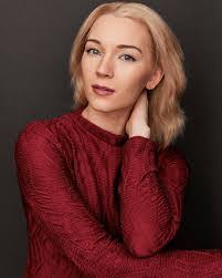 Eileen Harkness's Instagram, Twitter & Facebook