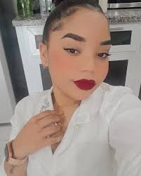 Marleny Herrera's Instagram, Twitter & Facebook