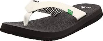 I wear them every chance i get. Amazon Com Sanuk Women S Yoga Mat Flip Flops