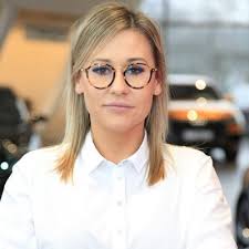 Droga Sieci, Napędzany duchem przygody oraz zafascynowany wspaniałą  historią brytyjskiej motoryzacji, dołączyłem do marki Aston Martin. Jestem  niezwykle dumny, że mogę to Państwu przekazać będąc…