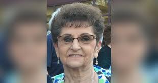 Elaine Henn's Instagram, Twitter & Facebook