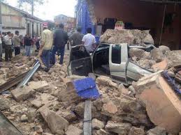 Igualmente, terremotos grandes pueden ocurrir en sitios remotos sin destrucción. Quince Muertos Y Un Centenar De Desaparecidos Tras Terremoto En Guatemala Chicago Tribune