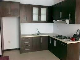 Nggak cuma storage yang memadai, kombinasikan juga ukuran storage sehingga kamu nggak kebingungan saat harus menyimpan panci berukuran besar namun kabinet kitchen set nggak bisa mengakomodirnya. Find Other Ideas Kitchen Countertops Remodeling On A Budget Small Kitchen Remodeling La Ranch Kitchen Remodel Kitchen Remodel Layout Farmhouse Kitchen Remodel